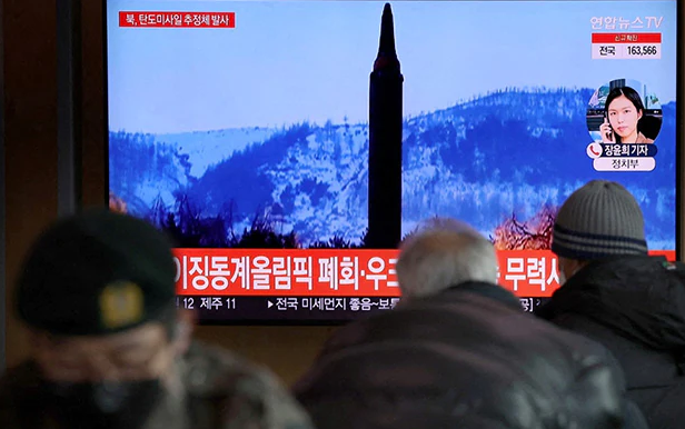 ‘Nxehen gjakrat’ dhe në Azi, Koreja e Veriut gjuan ‘predhën’ drejt Lindjes