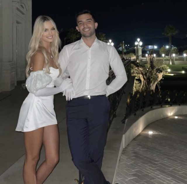 Partnerja e djalit të Jozefina Topallit bëhet kryefjalë e mediave ruse, ja çfarë shkruajnë për të
