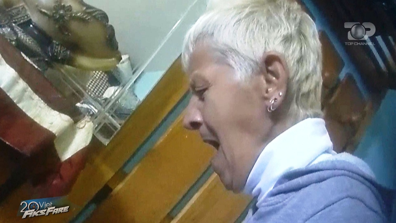 Fiks Fare/ Fallxhorja në Korçë, me 50 mijë lekë të heq magjinë me plumb të shkrirë dhe qiqra