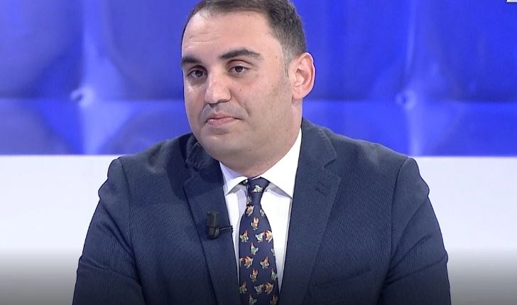 Këlliçi: Garoj për kryetar të PD vetëm nëse tërhiqet Berisha