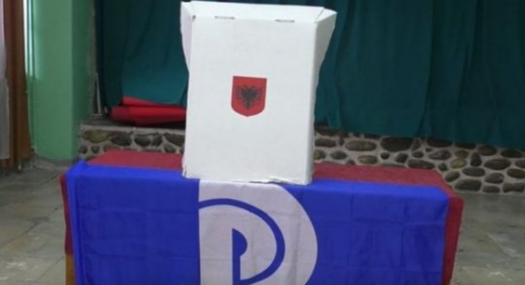 Nisin zgjedhjet për kryetarin e PD-së në Patos, ja kandidatët në garë