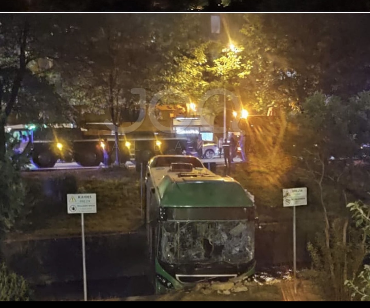 Zhvendoset autobusi në Lanë, Veliaj: Ishte kërkesë e prokurorisë, do të rikthehet si instalacion