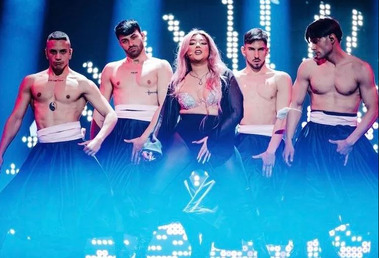 Eurovizion e kritikoi për provokime në koreografi, Ronela Hajati: Doja një këngë moderne që identifikon Shqipërinë