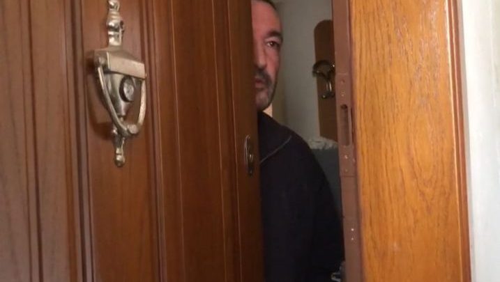 “Më duket se pashë një foshnjë në valixhe në shtëpi”, zbardhet dëshmia në komisariat e Klodian Hasimllarit: Ajo më fliste në vetën e tretë, unë kisha 5 muaj pa ardhur në Korçë