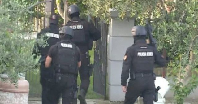 Pas Elbasanit, forcat RENEA zbarkojnë në Shkodër, kontrolle në disa lagje të qytetit