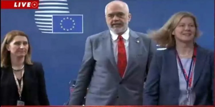 Kryeministri Edi Rama mbërrin në samitin e BE, mesazh nga Brukseli: Sa turp për Evropën kjo çështje bullgare