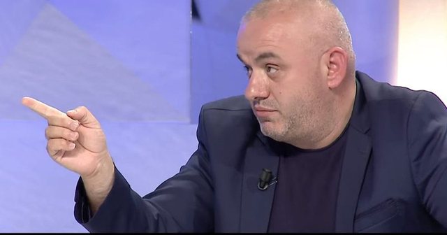 Artan Hoxha analizon veshjet e Ramës: Ka stilist privat, vesh rroba të kushtueshme