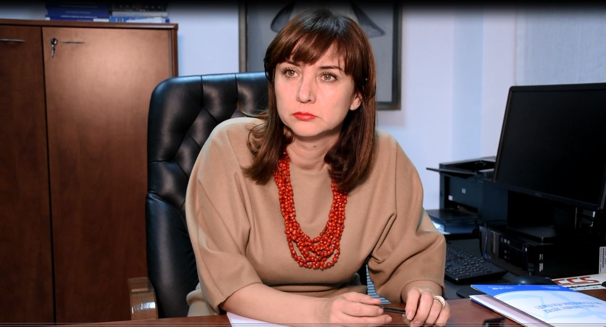 Ish-gruaja e Andi Bushatit: S’me mbante vendi kur u prish Teatri, por nuk veproja dot se me pengonte ligji