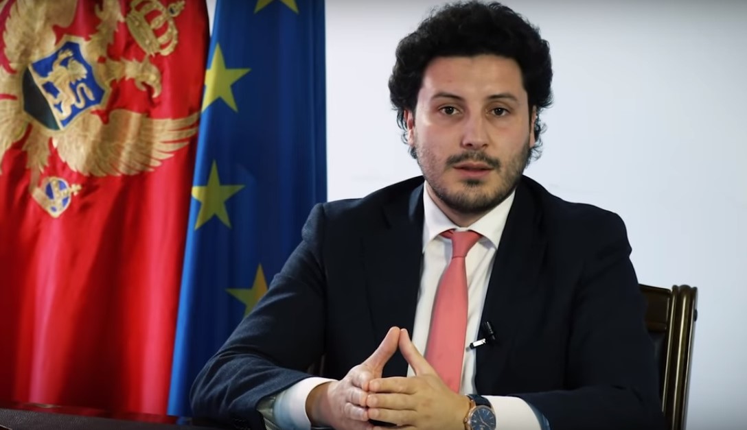 Abazoviç i gatshëm të japë dorëheqjen nga posti i kryeministrit të Malit të Zi