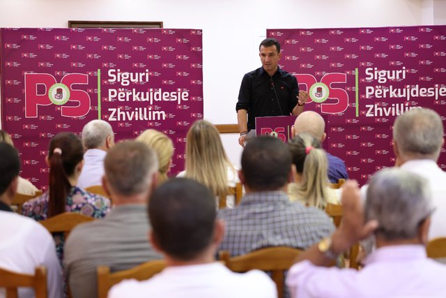 Veliaj: Saliu dhe Iliri duan të djegin dhe përçajnë, pastaj shkojnë fusin këmbët në pishinë në Lalëz