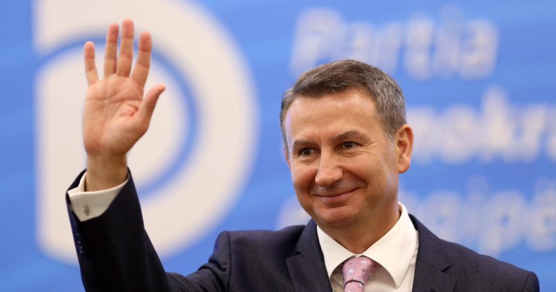 Fatbardh Kadilli shpall kandidaturën për kryebashkiak të Tiranës