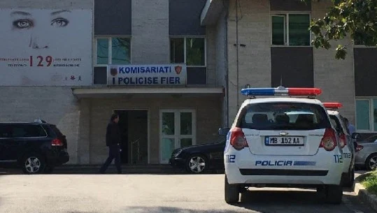 Plagosi me thikë babë e bir, arrestohet autori i dyshuar në Fier