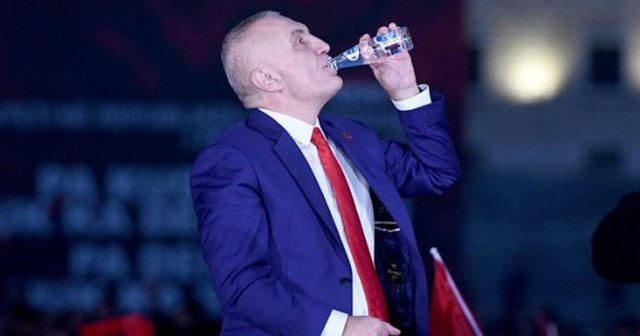 Lojë me spiunazh, si e zbuloi SHISH spiunin në Presidencë