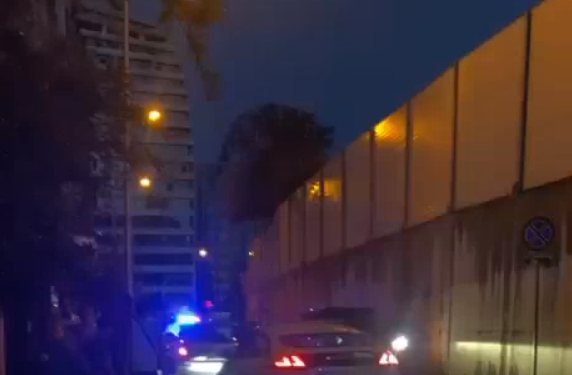 E rëndë te Liqeni në Tiranë! Mjeti hipën në trotuar dhe merr para kalimtarët, dy prej tyre në gjendje kritike