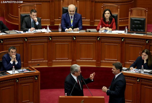 Përveç Metës: Si parashikohet shtatori për Sali Berishën?!