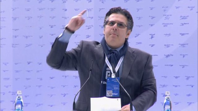 Ceremonia për Gegën, degradon Paloka: Ptuuu racë e qelbur, futët feçkën tuaj të ndyrë
