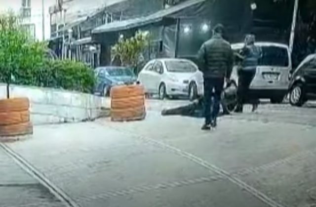I theu këmbët policit/ Prokuroria e butë me agresorin: Ishte nervoz nga gjobat