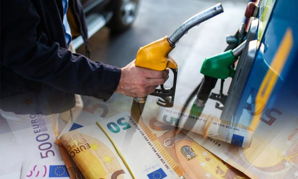 Çmimi i naftës zbret në nivelin më të ulët që nga nisja e luftës, Bordi “në gjumë”, çmimi mbetet i lartë në Shqipëri