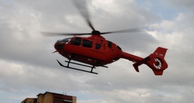 Rrezikoi mbytjen në një plazh të Sarandës, niset drejt Tiranës me helikopter vogëlushi trevjeçar