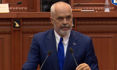 Rama: Rrisim përsëri pagat e mjekëve dhe mësuesve, paga minimale do të shkojë në 34 mijë lekë