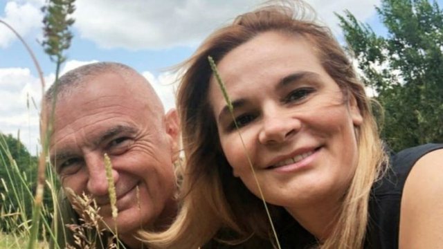 Monika Kryemadhi sfidon drejtësinë dhe shqiptarët: Do më shihni të plakur dhe të lumtur kapur dorë për dore me Ilir Metën