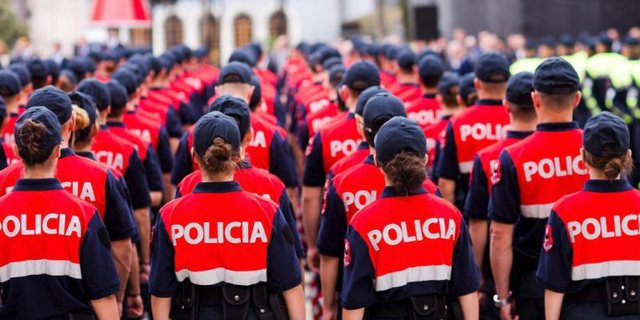 Skandal / Policia e Shtetit do të ruajë me ligj oligarkët, kokat e krimit dhe drogës. Përfiton burri i Olta Xhaçkës, Gaz Paja, njerëzit e Gjiknurit, Gjikuria dhe bosët e kokainës