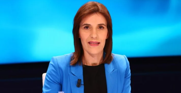 “Hodha një dozë droge, gjejeni”, Klodiana Lala tregon bisedën mes Lear Kurtit dhe efektivëve: Filloi të dridhej kur e kapën!