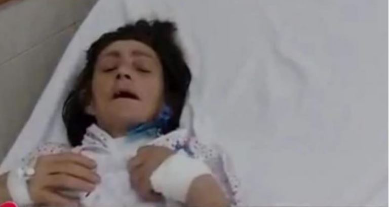Përfundoi në spitalin e Traumës, flet vëllai i 61 vjeçares: Motrën e dhunon bashkëshorti dhe nusja e djalit