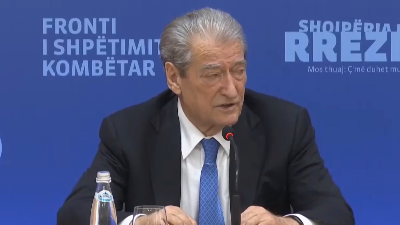 “U përsërit skenari i Klodian Rashës”, Berisha: Lear Kurtit i vendosën qesen me “të bardhë” në stomak