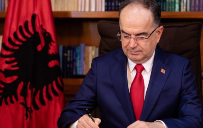 Ç’po ndodh? “Furtunë” në Presidencë, Bajram Begaj shkarkon 25 punonjës