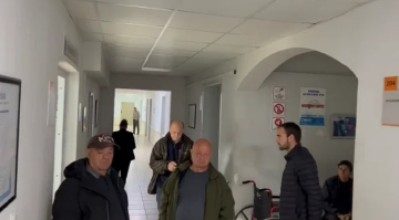“E gjeta tërë gjak”/ Grabitësi i mori jetën të moshuarit, flet bashkëshortja