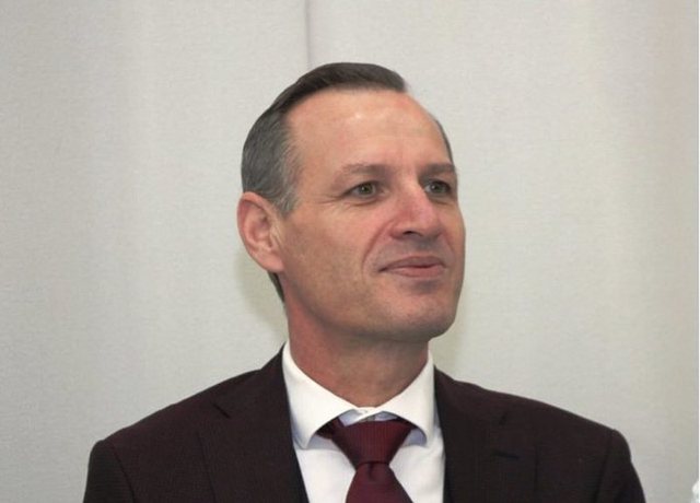 Agron Çela: Ilir Metës i uroj suksese në jetë, me partinë e tij e kam mbyllur kapitullin