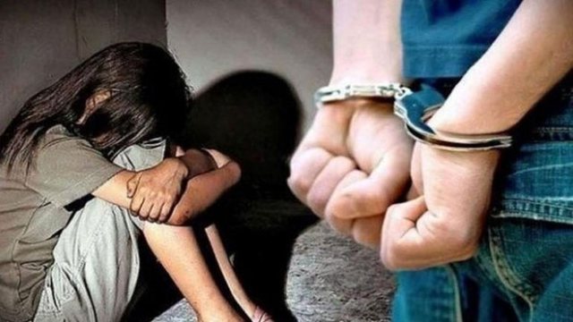 ‘Bëhu vajzë e mirë’, mesazhi i nënës së 14-vjeçares që u dhunua seksualisht nga 5 shokë të klasës