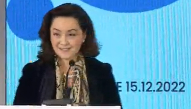 Ambasadorja Kim mesazh për gratë: Ju vendosni se kush doni të bëheni, SHBA ju mbështet