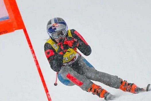 Lara Colturi u shpall kampione bote, Rama: I solli Shqipërisë medaljen e parë të artë në ski