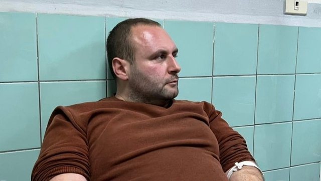 Zbardhet dëshmia / Paulin Përgjini dhe Indrit Ameri dhunuan gazetarin Elvis Hila për një lajm, goditën edhe bashkëshorten