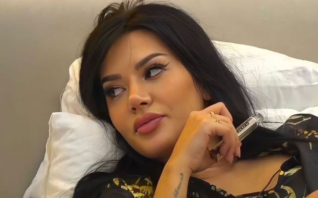 Si u shantazhua Efi nga një reper me videon me ‘pullë të kuqe’ dhe lidhja me ekonomistin e njohur