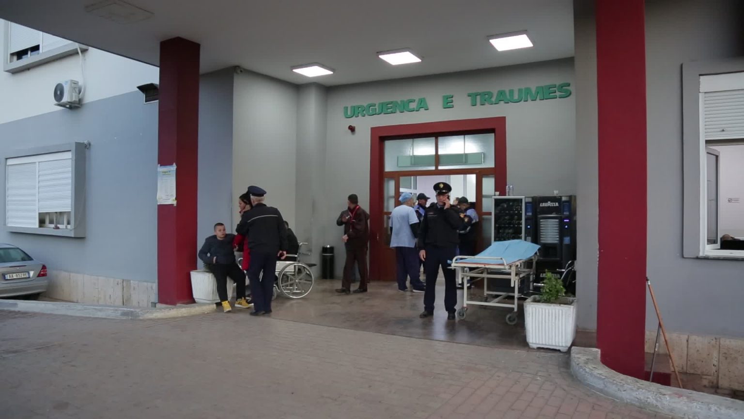 Aksident i rëndë në Tiranë, vdes 20-vjeçari