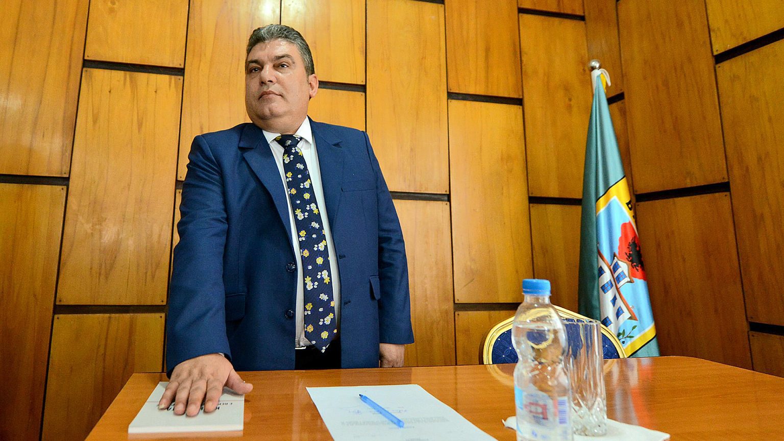 Duhet të vuajë edhe 1 vit burg pas vendimit të Apelit të GJKKO, arrestohet ish kryebashkiaku i Lushnjës! Do të kthehet në qeli