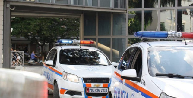 “Jam në spital, më dërgo para”, vidhte Facebook-un e qytetarëve kosovarë dhe u kërkonte lekë familjarëve, arrestohet i riu që iu mori 100 mijë euro