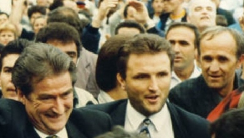 Tentohet të eliminohet me helm në Burgun e Reçit Izet Haxhia, dëshmitari kyç i krimeve të Berishës, si u zbulua pakoja me ‘ilaçin’.