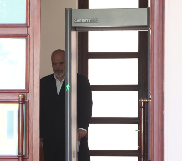 Beccheti fitoi gjyqin, Rama: Po mendojmë të dalim nga juridiksioni i Gjykatës së Arbitrazhit