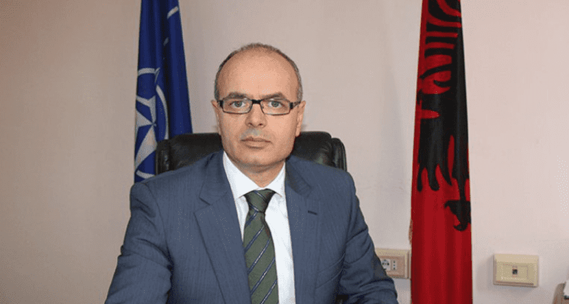 Deputetët do të marrin rrogë 3 milionë lekë, Petro Koçi i pakënaqur: Nuk kemi makina dhe as shofer, po rrezikojmë jetën