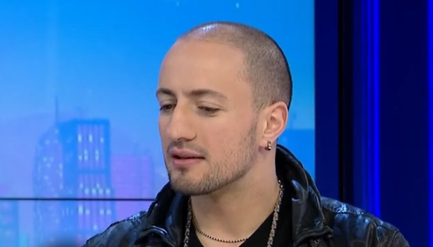 Puthja me balerinën në buzë, Kristi: Unë nuk doja, por ajo u afrua…