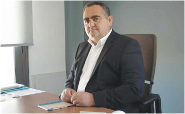 Skandal / Kandidati i Berishës në Himarë: Shqiptarët janë të zbritur nga Kaukazi!