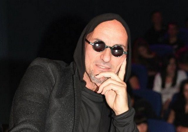 Robert Aliaj më në fund shuan kuriozitetin e të gjithëve, zbulon përse i lyen thonjtë të zinj