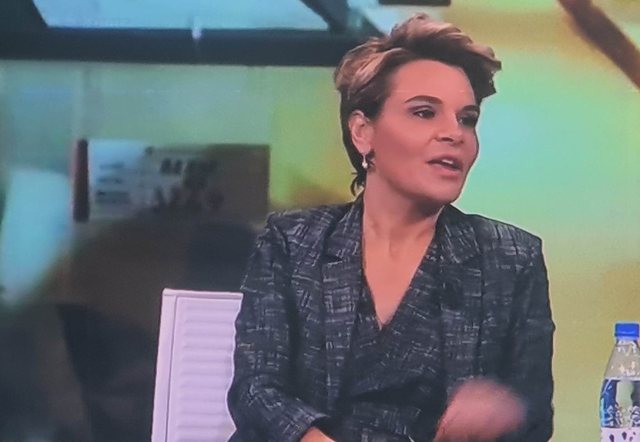 Monika Kryemadhi përgatit justifikimin e humbjes së zgjedhjeve: Pse është fleta e votimit kaq e madhe?