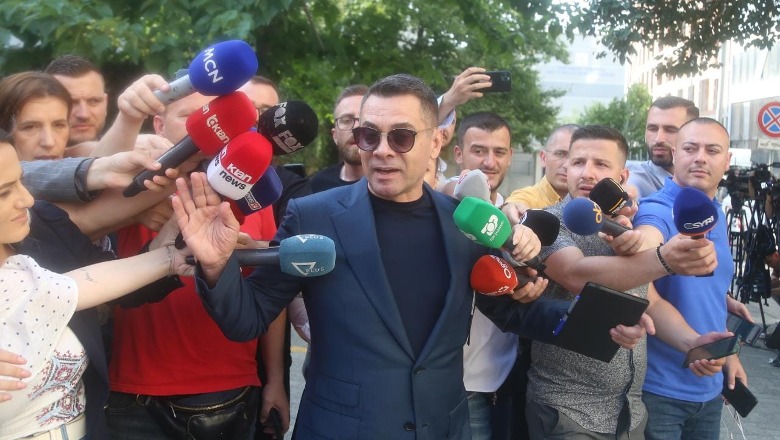 Ben Tigrit i ‘lagen pantallonat’ 6 orë para hetuesve, del si i pandehur nga dera e SPAK-ut, korrupsion me Klod Zoton dhe Lirim Fezollarin