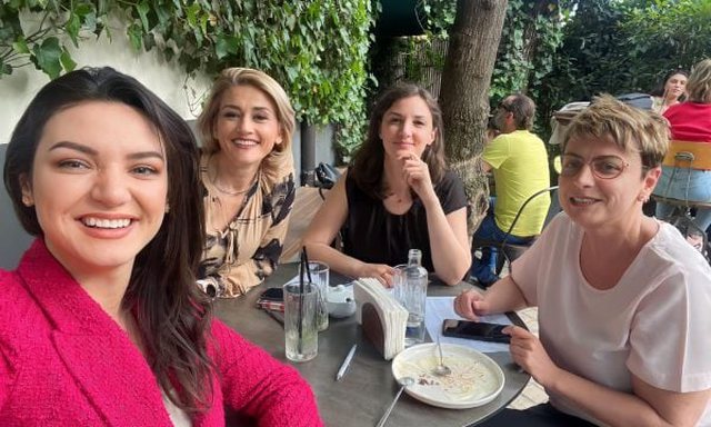 Deputetet e Kosovës ulen në kafe dhe ‘tallen’ me Ramën, SARKAZMA: Duke draftuar…