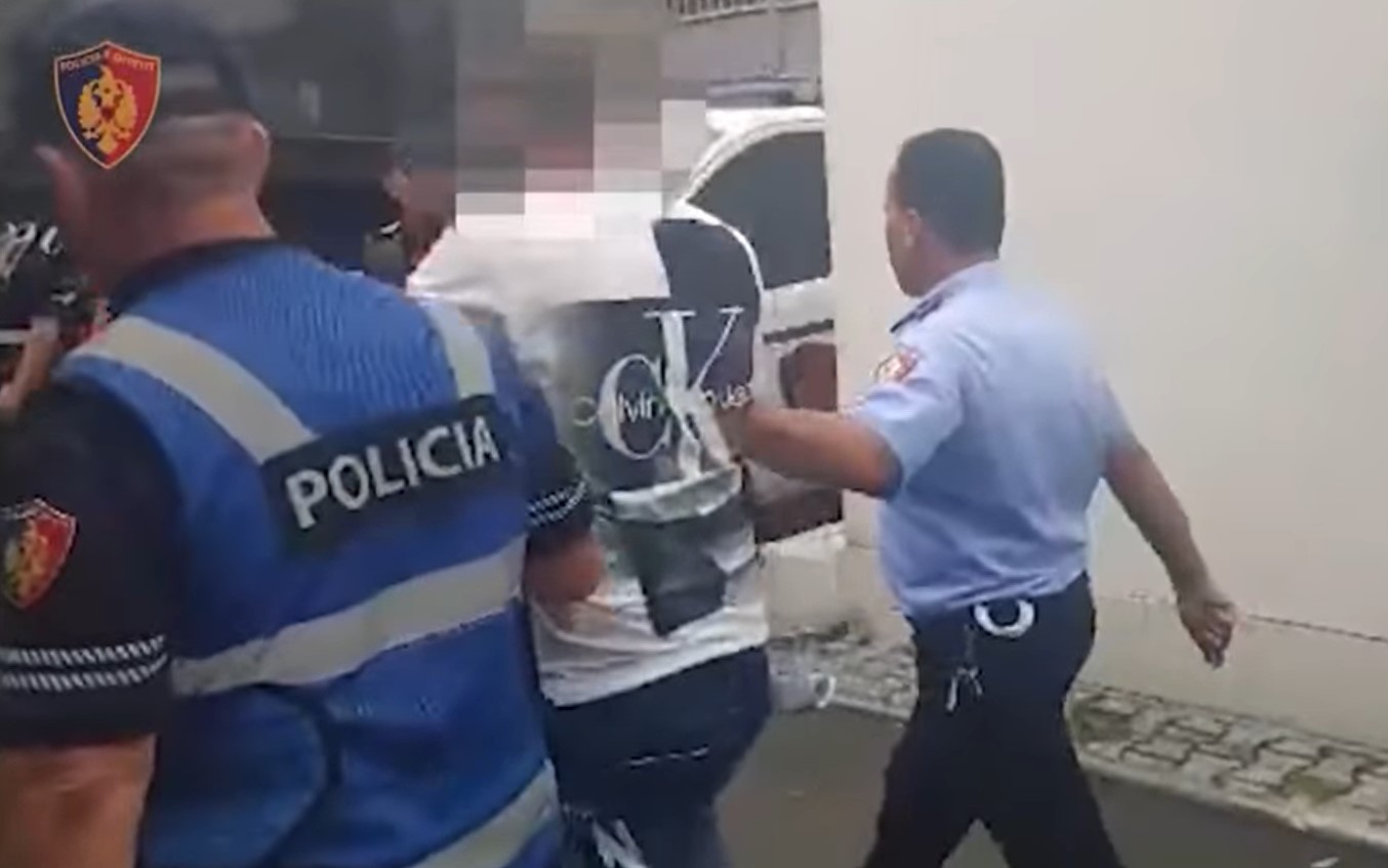 “Unë 50 gr I kam dhënë vetë për 100 mijë lekë, t’paktën boje 200 meqë t’ra rruga”, përgjime të tjera nga operacioni anti-drogë në Elbasan